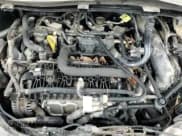 ✅ 2019 Ford Escape SE • VIN: 1FMCU9GD0KUA76761 • Лот: 95322625. Опубликован ранее на Copart с пробегом 115 084 миль. Бесплатный доступ к архиву аукционных продаж из США и подробный отчёт об истории автомобиля на DreamBid. Изображение 14.