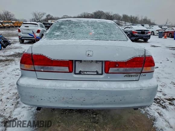 ✅ 2001 Honda Accord EX • VIN: 1HGCG16591A075052 • Lot: 94821995. Listed on Copart with 101,245 mi. Free auction sales archive from the USA and detailed vehicle history report at DreamBid. Image 6.