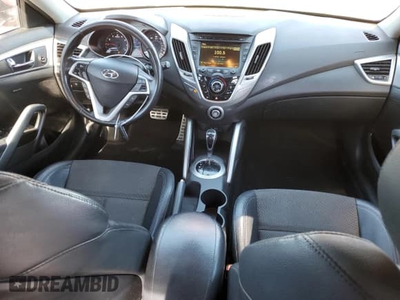 ✅ 2013 Hyundai Veloster w/Black Int • VIN: KMHTC6ADXDU161362 • Lot: 91247215. Listed on Copart with 136,721 mi. Free auction sales archive from the USA and detailed vehicle history report at DreamBid. Image 8.