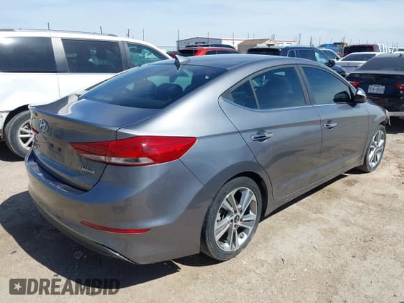 ✅ 2017 Hyundai Elantra SE • VIN: KMHD84LF4HU173361 • Lot: 42283257. Wystawiony na IAAI z przebiegiem 116 142 mil. Bezpłatny archiwum sprzedaży aukcyjnych z USA i szczegółowy raport historii pojazdu na DreamBid. Zdjęcie 4.
