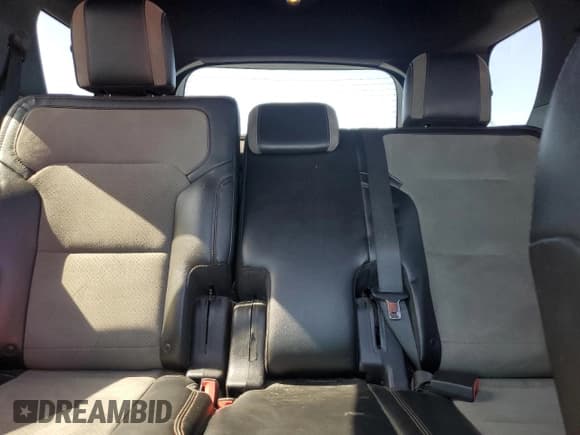 ✅ 2017 Ford Explorer XLT • VIN: 1FM5K8D86HGA04079 • Lot: 57795015. Wystawiony na Copart z przebiegiem 140 621 mil. Bezpłatny archiwum sprzedaży aukcyjnych z USA i szczegółowy raport historii pojazdu na DreamBid. Zdjęcie 10.