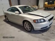 ✅ 2006 Volvo C70 • VIN: YV1MC68276J005078 • Lot: 71112204. Wystawiony na Copart z przebiegiem 115 936 mil. Bezpłatny archiwum sprzedaży aukcyjnych z USA i szczegółowy raport historii pojazdu na DreamBid. Zdjęcie 4.