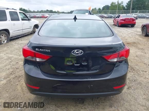2015 Hyundai Elantra SE z VIN 5NPDH4AE2FH602938, wystawiony jako IAAI lot #43061337 z przebiegiem 209 102 mil mil oraz . Historia ofert i sprzedaży dostępna na DreamBid. Obrazek 17.