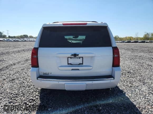 2020 Chevrolet Tahoe Premier z VIN 1GNSKCKJ1LR182423, wystawiony jako Copart lot #81146275 z przebiegiem 188 840 mil mil oraz Szkoda całkowita • Salvage title. Historia ofert i sprzedaży dostępna na DreamBid. Obrazek 6.