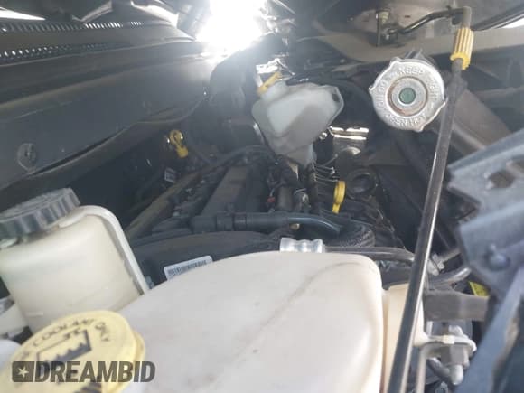 ✅ 2019 Dodge Journey SE Value • VIN: 3C4PDCAB8KT764382 • Lot: 42526254. Wystawiony na IAAI z przebiegiem Nie podano. Bezpłatny archiwum sprzedaży aukcyjnych z USA i szczegółowy raport historii pojazdu na DreamBid. Zdjęcie 10.