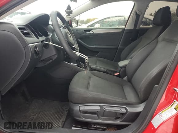 ✅ 2015 Volkswagen Jetta S • VIN: 3VW2K7AJ5FM264580 • Лот: 87105335. Опубликован ранее на Copart с пробегом 227 619 миль. Бесплатный доступ к архиву аукционных продаж из США и подробный отчёт об истории автомобиля на DreamBid. Изображение 7.