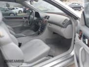 ✅ 2001 Mercedes-Benz CLK 320/430 • VIN: WDBLK65G71T075969 • Lot: 42103313. Wystawiony na IAAI z przebiegiem 172 182 mil. Bezpłatny archiwum sprzedaży aukcyjnych z USA i szczegółowy raport historii pojazdu na DreamBid. Zdjęcie 5.