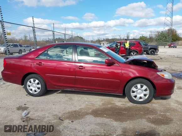 ✅ 2004 Toyota Camry LE • VIN: 4T1BE32K54U309354 • Лот: 43549175. Опубликован ранее на IAAI с пробегом 127 872 миль. Бесплатный доступ к архиву аукционных продаж из США и подробный отчёт об истории автомобиля на DreamBid. Изображение 13.