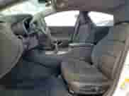 2020 Chevrolet Malibu LS z VIN 1G1ZC5ST8LF131934, wystawiony jako Copart lot #84738325 z przebiegiem 18 973 mil mil oraz Szkoda całkowita • Salvage title. Historia ofert i sprzedaży dostępna na DreamBid. Obrazek 7.