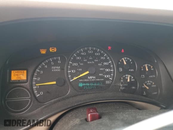 ✅ 2001 Chevrolet Suburban LS • VIN: 3GNFK16T91G281411 • Лот: 78589994. Опубликован ранее на Copart с пробегом 259 344 миль. Бесплатный доступ к архиву аукционных продаж из США и подробный отчёт об истории автомобиля на DreamBid. Изображение 9.