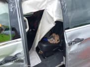 ✅ 2020 Chrysler Voyager LXi • VIN: 2C4RC1DG9LR260628 • Lot: 43043712. Wystawiony na IAAI z przebiegiem 216 364 mil. Bezpłatny archiwum sprzedaży aukcyjnych z USA i szczegółowy raport historii pojazdu na DreamBid. Zdjęcie 8.