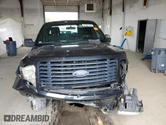 ✅ 2014 Ford F-150 XL • VIN: 1FTEX1EM4EKF71571 • Лот: 67091755. Опубликован ранее на Copart с пробегом 178 571 миль. Бесплатный доступ к архиву аукционных продаж из США и подробный отчёт об истории автомобиля на DreamBid. Изображение 5.
