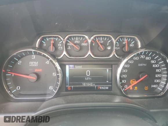 ✅ 2014 Chevrolet Silverado 1500 High Country • VIN: 3GCUKTEJ8EG325061 • Лот: 65419465. Опубликован ранее на Copart с пробегом 161 642 миль. Бесплатный доступ к архиву аукционных продаж из США и подробный отчёт об истории автомобиля на DreamBid. Изображение 9.