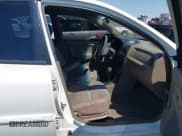 ✅ 2002 Kia Rio • VIN: KNADC123226182772 • Lot: 42924126. Listed on IAAI with 181,282 mi. Free auction sales archive from the USA and detailed vehicle history report at DreamBid. Image 5.