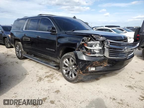 ✅ 2017 Chevrolet Suburban Premier • VIN: 1GNSCJKCXHR290985 • Lot: 76667274. Wystawiony na Copart z przebiegiem 142 730 mil. Bezpłatny archiwum sprzedaży aukcyjnych z USA i szczegółowy raport historii pojazdu na DreamBid. Zdjęcie 4.