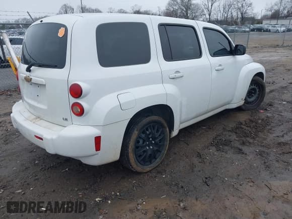 ✅ 2008 Chevrolet HHR LS • VIN: 3GNDA13D18S630690 • Лот: 41512955. Опубликован ранее на IAAI с пробегом 189 522 миль. Бесплатный доступ к архиву аукционных продаж из США и подробный отчёт об истории автомобиля на DreamBid. Изображение 4.