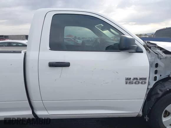 2016 Ram 1500 Tradesman with VIN 3C6JR6DG4GG171903, listed as a IAAI auction lot 41417714 with 232,270 mi miles and . Bid and sale history available at DreamBid. Image 14.