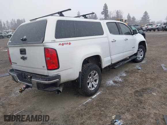 ✅ 2017 Chevrolet Colorado 4WD LT • VIN: 1GCPTCE10H1172303 • Lot: 41572166. Listed on IAAI with 141,341 mi. Free auction sales archive from the USA and detailed vehicle history report at DreamBid. Image 4.