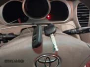 ✅ 2007 Toyota Highlander w/3rd Row • VIN: JTEEW21A070045078 • Lot: 42415121. Wystawiony na IAAI z przebiegiem 94 014 mil. Bezpłatny archiwum sprzedaży aukcyjnych z USA i szczegółowy raport historii pojazdu na DreamBid. Zdjęcie 11.