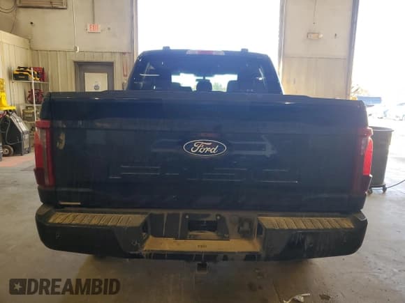 ✅ 2024 Ford F-150 STX • VIN: 1FTFW2L54RFA28129 • Lot: 91405255. Listed on Copart with 31,809 mi. Free auction sales archive from the USA and detailed vehicle history report at DreamBid. Image 6.