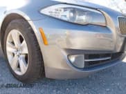 ✅ 2013 BMW 5 Series 528i xDrive • VIN: WBAXH5C5XDDW15498 • Лот: 43681150. Опубликован ранее на IAAI с пробегом 168 657 миль. Бесплатный доступ к архиву аукционных продаж из США и подробный отчёт об истории автомобиля на DreamBid. Изображение 14.