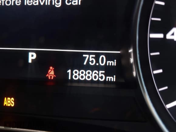 ✅ 2014 Audi A6 Premium Plus • VIN: WAUGFAFC5EN036309 • Lot: 43470364. Wystawiony na IAAI z przebiegiem 188 865 mil. Bezpłatny archiwum sprzedaży aukcyjnych z USA i szczegółowy raport historii pojazdu na DreamBid. Zdjęcie 15.