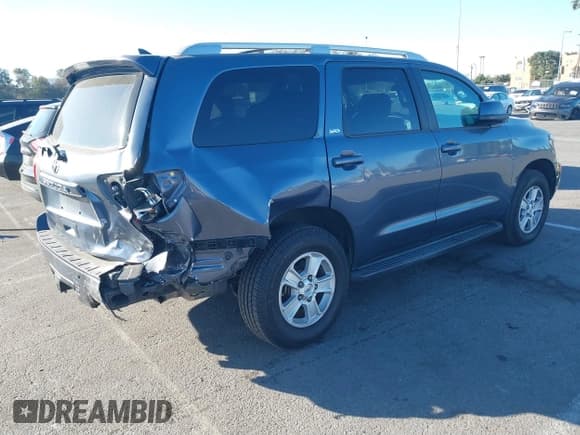 ✅ 2018 Toyota Sequoia SR5 • VIN: 5TDZY5G11JS071489 • Lot: 41350026. Wystawiony na IAAI z przebiegiem 47 570 mil. Bezpłatny archiwum sprzedaży aukcyjnych z USA i szczegółowy raport historii pojazdu na DreamBid. Zdjęcie 4.