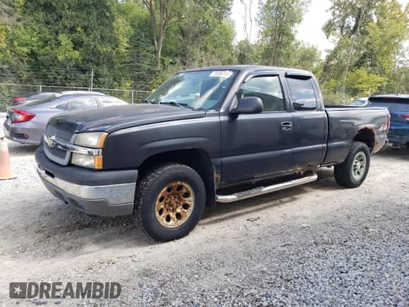 2005 Chevrolet Silverado 1500 LS z VIN 1GCEK19T35E177042, wystawiony jako Copart lot #70956164 z przebiegiem 84 434 mil mil oraz Czysty tytuł • Clean title. Historia ofert i sprzedaży dostępna na DreamBid. Obrazek 1.