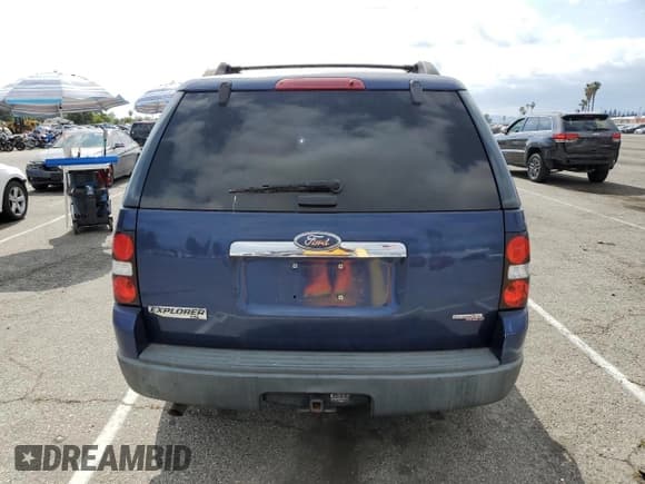 ✅ 2007 Ford Explorer XLT • VIN: 1FMEU63E77UA88676 • Lot: 54768165. Listed on Copart with 129,287 mi. Free auction sales archive from the USA and detailed vehicle history report at DreamBid. Image 6.