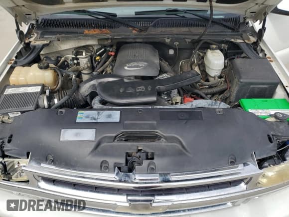 ✅ 2004 Chevrolet Tahoe LT • VIN: 1GNEC13Z24J312261 • Lot: 85684955. Wystawiony na Copart z przebiegiem 227 891 mil. Bezpłatny archiwum sprzedaży aukcyjnych z USA i szczegółowy raport historii pojazdu na DreamBid. Zdjęcie 12.