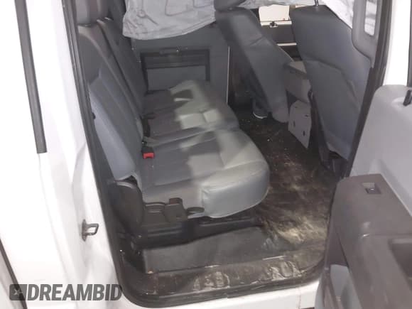 ✅ 2015 Ford F-250 Lariat • VIN: 1FT7W2BT4FEB93250 • Lot: 41288993. Listed on IAAI with 218,065 mi. Free auction sales archive from the USA and detailed vehicle history report at DreamBid. Image 8.