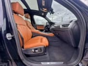 ✅ 2021 BMW X5 M50i • VIN: 5UXJU4C05M9F77329 • Лот: 85443405. Опубликован ранее на Copart с пробегом 123 907 миль. Бесплатный доступ к архиву аукционных продаж из США и подробный отчёт об истории автомобиля на DreamBid. Изображение 5.