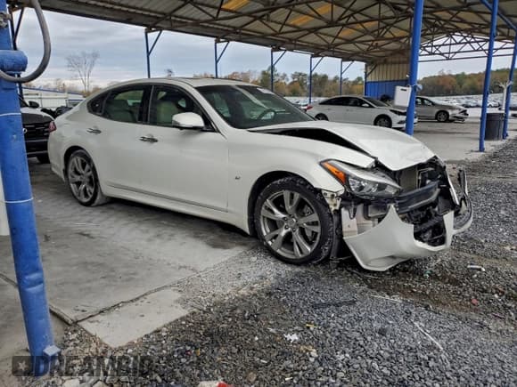 ✅ 2015 Infiniti Q70 • VIN: JN1BY1AP5FM541259 • Lot: 94115985. Listed on Copart with 142,641 mi. Free auction sales archive from the USA and detailed vehicle history report at DreamBid. Image 4.