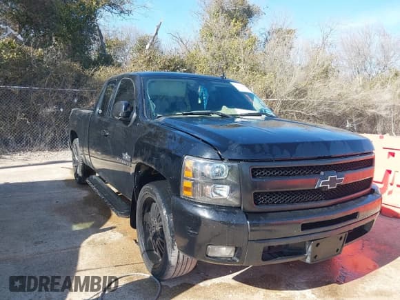 ✅ 2010 Chevrolet Silverado 1500 LT • VIN: 1GCSCSE06AZ263210 • Lot: 41669444. Wystawiony na IAAI z przebiegiem 183 186 mil. Bezpłatny archiwum sprzedaży aukcyjnych z USA i szczegółowy raport historii pojazdu na DreamBid. Zdjęcie 1.