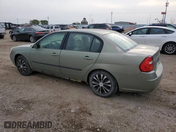 2004 Chevrolet Malibu with VIN 1G1ZS54834F218217, listed as a Copart auction lot 68340424 with 210,498 mi miles and Salvage title. Bid and sale history available at DreamBid. Image 2.