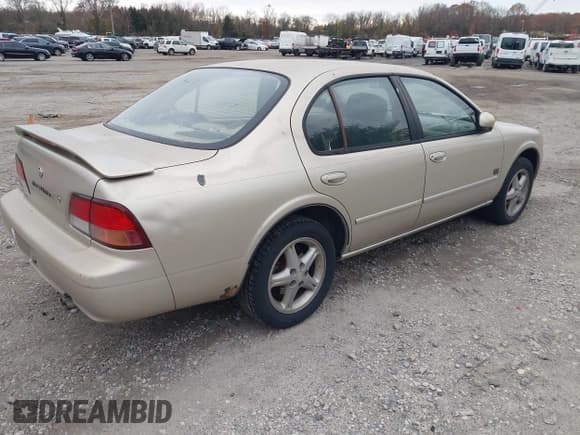 ✅ 1999 Nissan Maxima GXE • VIN: JN1CA21A6XT107126 • Лот: 43678692. Опубликован ранее на IAAI с пробегом 136 426 миль. Бесплатный доступ к архиву аукционных продаж из США и подробный отчёт об истории автомобиля на DreamBid. Изображение 4.