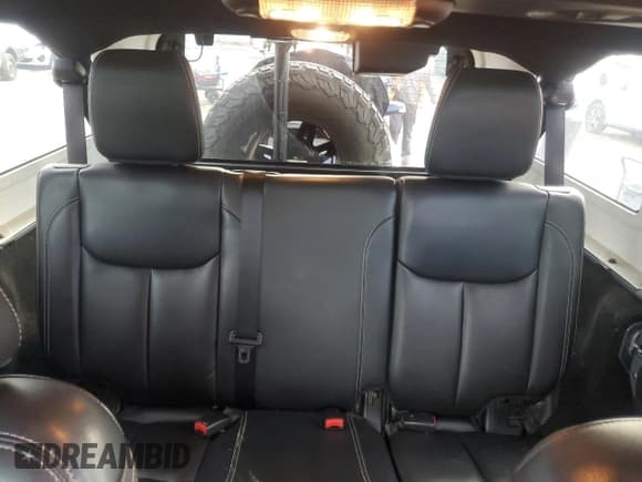 ✅ 2014 Jeep Wrangler Unlimited Rubicon • VIN: 1C4HJWFG6EL252168 • Lot: 91224315. Listed on Copart with 117,517 mi. Free auction sales archive from the USA and detailed vehicle history report at DreamBid. Image 10.