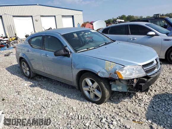 ✅ 2013 Dodge Avenger SE • VIN: 1C3CDZAB0DN687824 • Лот: 72419164. Опубликован ранее на Copart с пробегом 168 075 миль. Бесплатный доступ к архиву аукционных продаж из США и подробный отчёт об истории автомобиля на DreamBid. Изображение 4.