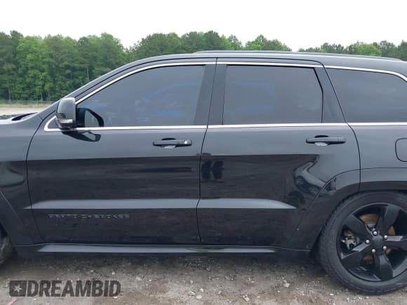 ✅ 2015 Jeep Grand Cherokee Overland • VIN: 1C4RJFCG8FC173725 • Лот: 42416707. Опубликован ранее на IAAI с пробегом 152 575 миль. Бесплатный доступ к архиву аукционных продаж из США и подробный отчёт об истории автомобиля на DreamBid. Изображение 15.