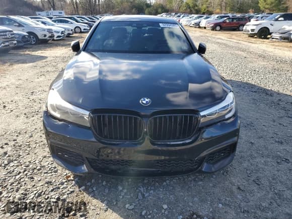 ✅ 2017 BMW 7 Series 740i • VIN: WBA7E2C51HG740336 • Lot: 92994385. Wystawiony na Copart z przebiegiem 112 537 mil. Bezpłatny archiwum sprzedaży aukcyjnych z USA i szczegółowy raport historii pojazdu na DreamBid. Zdjęcie 5.