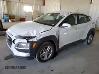 2020 Hyundai Kona SE с VIN KM8K12AA0LU466660, выставлен на аукционе Copart как лот 44336283 с пробегом 87 948 миль миль и . История ставок и продаж доступна на DreamBid. Изображение 1.