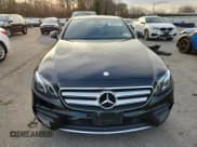 ✅ 2017 Mercedes-Benz E 300 Luxury • VIN: WDDZF4KB0HA181432 • Lot: 93497855. Listed on Copart with Not provided. Free auction sales archive from the USA and detailed vehicle history report at DreamBid. Image 5.