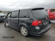 ✅ 2010 Volkswagen Routan SEL • VIN: 2V4RW5DX3AR435196 • Лот: 85744795. Опубликован ранее на Copart с пробегом Не указан. Бесплатный доступ к архиву аукционных продаж из США и подробный отчёт об истории автомобиля на DreamBid. Изображение 2.