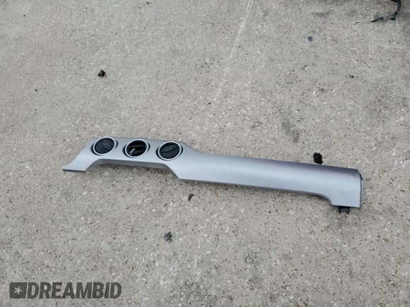 ✅ 2021 Ford Mustang EcoBoost • VIN: 1FATP8UH5M5124884 • Lot: 57511704. Wystawiony na Copart z przebiegiem 63 060 mil. Bezpłatny archiwum sprzedaży aukcyjnych z USA i szczegółowy raport historii pojazdu na DreamBid. Zdjęcie 14.