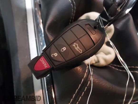 ✅ 2013 Dodge Challenger R/T • VIN: 2C3CDYBT7DH501528 • Lot: 41790514. Wystawiony na IAAI z przebiegiem 122 876 mil. Bezpłatny archiwum sprzedaży aukcyjnych z USA i szczegółowy raport historii pojazdu na DreamBid. Zdjęcie 11.