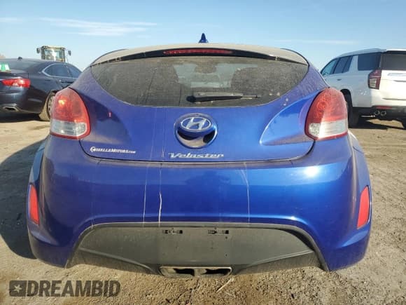 ✅ 2012 Hyundai Veloster w/Red Int • VIN: KMHTC6AD6CU042092 • Lot: 73197654. Wystawiony na Copart z przebiegiem 121 124 mil. Bezpłatny archiwum sprzedaży aukcyjnych z USA i szczegółowy raport historii pojazdu na DreamBid. Zdjęcie 6.