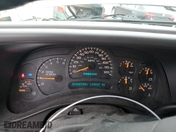 ✅ 2003 Chevrolet Silverado 2500HD LS • VIN: 1GCHC29U03E371453 • Lot: 85531544. Wystawiony na Copart z przebiegiem 149 837 mil. Bezpłatny archiwum sprzedaży aukcyjnych z USA i szczegółowy raport historii pojazdu na DreamBid. Zdjęcie 9.