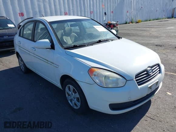 ✅ 2009 Hyundai Accent Auto GLS • VIN: KMHCN46C59U284511 • Лот: 42361291. Опубликован ранее на IAAI с пробегом 133 610 миль. Бесплатный доступ к архиву аукционных продаж из США и подробный отчёт об истории автомобиля на DreamBid. Изображение 1.
