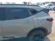 2021 Chevrolet Blazer LT z VIN 3GNKBHR46MS552048, wystawiony jako IAAI lot #42835039 z przebiegiem 60 757 mil mil oraz . Historia ofert i sprzedaży dostępna na DreamBid. Obrazek 17.