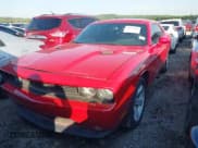 ✅ 2012 Dodge Challenger SXT Plus • VIN: 2C3CDYAG6CH228360 • Lot: 42924698. Wystawiony na IAAI z przebiegiem 166 296 mil. Bezpłatny archiwum sprzedaży aukcyjnych z USA i szczegółowy raport historii pojazdu na DreamBid. Zdjęcie 2.